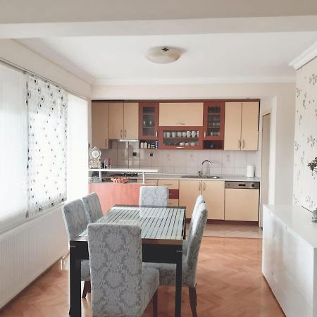 Spacious 80M2 Apartment In The Center Ljubuški Екстериор снимка