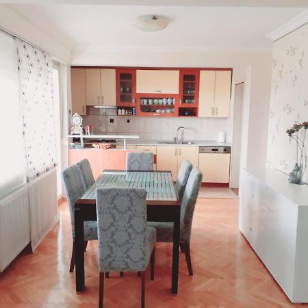 Spacious 80M2 Apartment In The Center Ljubuški Екстериор снимка