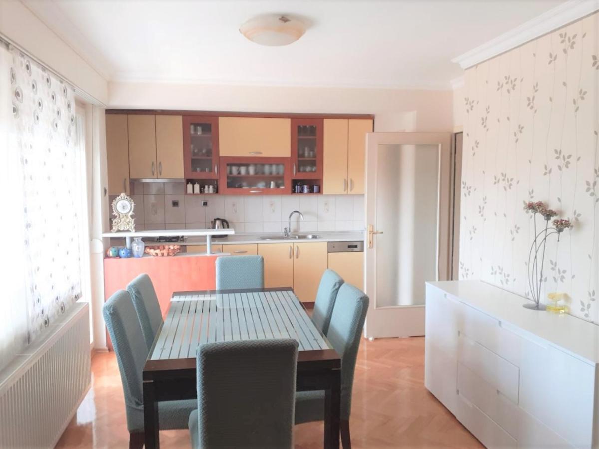Spacious 80M2 Apartment In The Center Ljubuški Екстериор снимка
