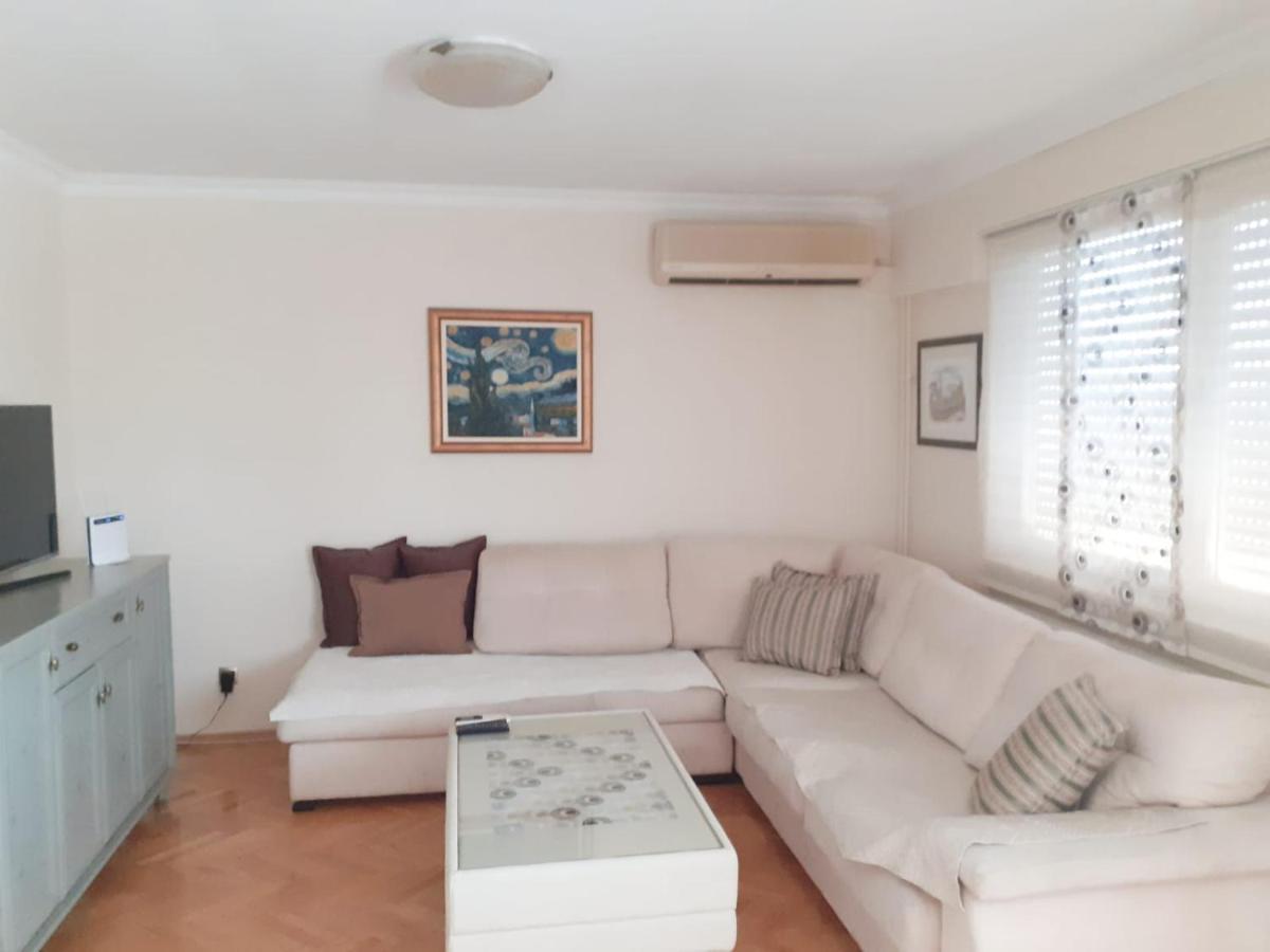 Spacious 80M2 Apartment In The Center Ljubuški Екстериор снимка