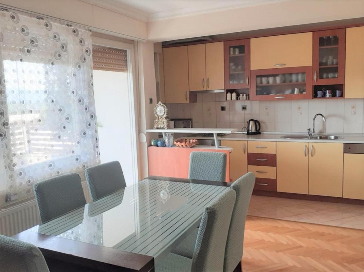 Spacious 80M2 Apartment In The Center Ljubuški Екстериор снимка