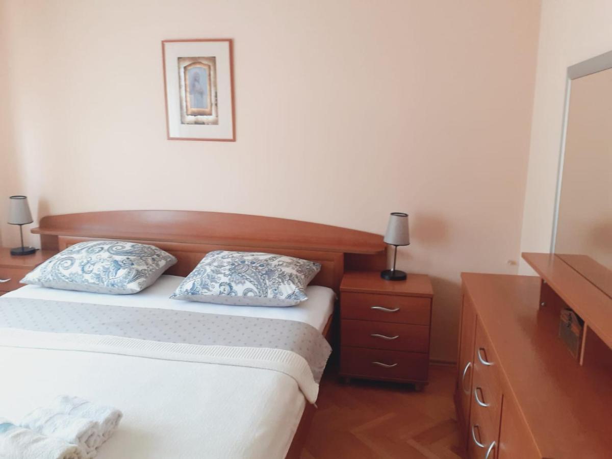 Spacious 80M2 Apartment In The Center Ljubuški Екстериор снимка